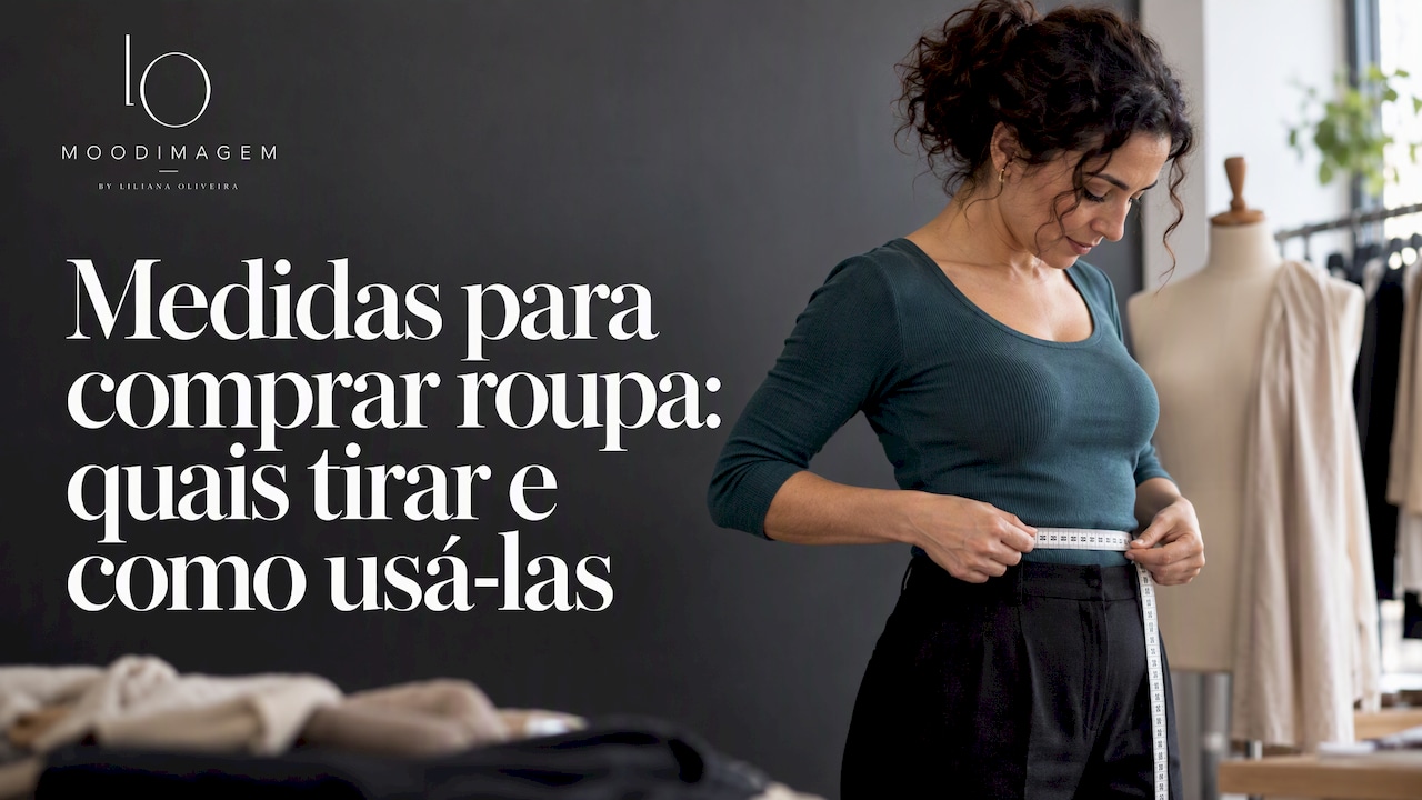 Mulher a medir a cintura com uma fita métrica